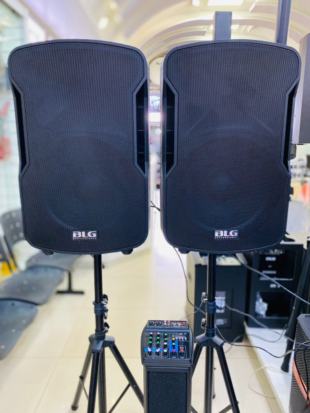 Anúncio: BLG KIT 1505-MKV 2X15 C/PEDESTAL/MESA USB/BLUE
