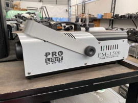 MAQUINA DE FUMAA PROLIGHT 1500W